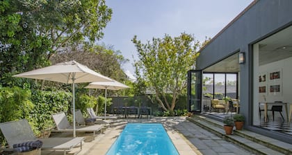 Twice Central Guesthouse