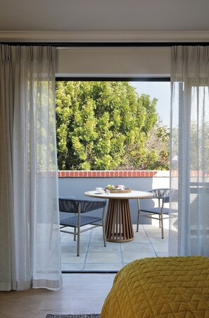 Minibar, coffres-forts dans les chambres, décoration personnalisée