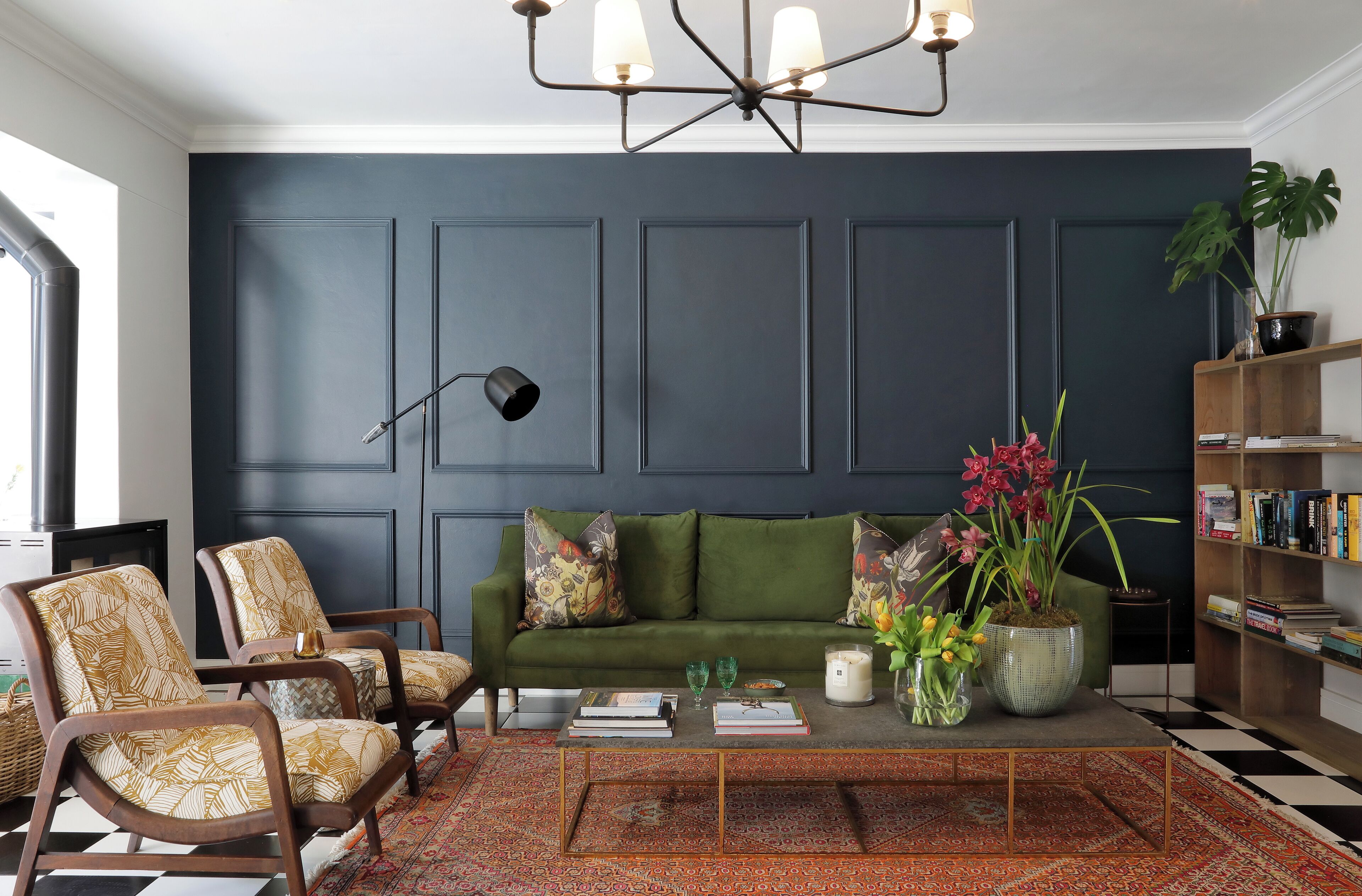 Televisión LCD de 32 pulgadas con canales vía satélite y televisión 