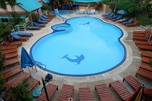 Outdoor pool - Karon Village Hotel (Karon)
