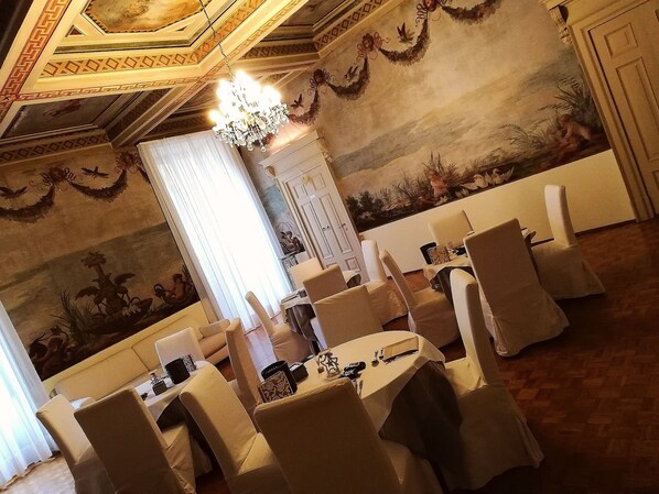 Petit déjeuner buffet compris tous les jours