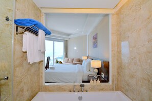 Front Sea View - Dessole Beach Resort Nha Trang (Cam Lam)