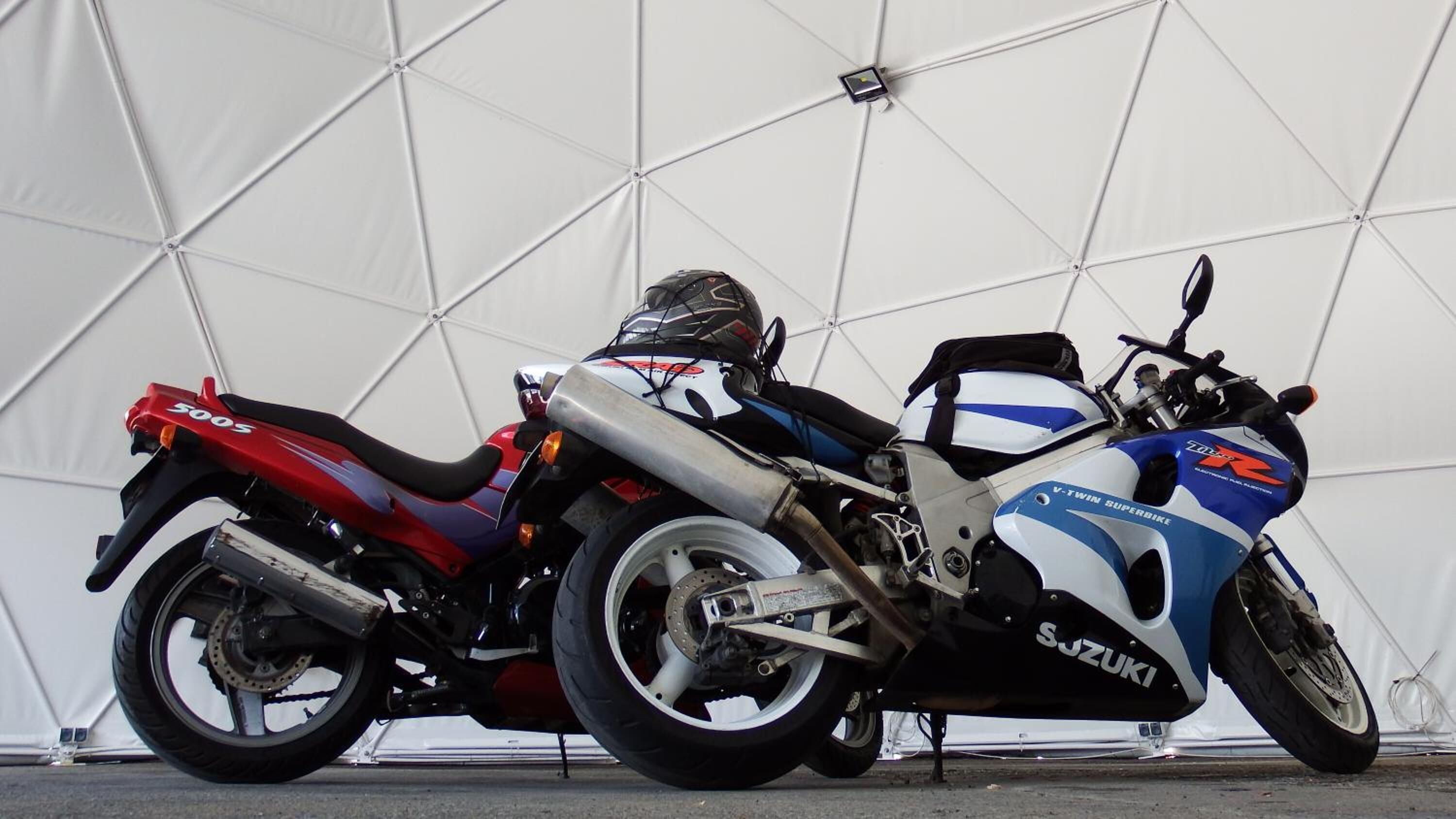 Foto - Automobil Hotel