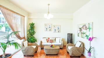 Silitysrauta/-lauta, ilmaiset vauvansängyt, ilmainen Wi-Fi