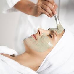 Sauna, hot tub, steam room, body treatments, hot stone massages