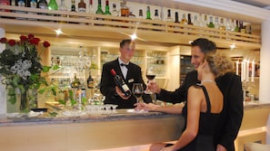 Bar (in der Unterkunft)