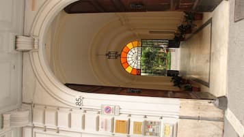 Entrada al alojamiento