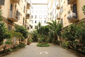 Property grounds - B&B Millyhouse (Rome)