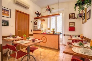 Breakfast area - B&B Millyhouse (Rome)