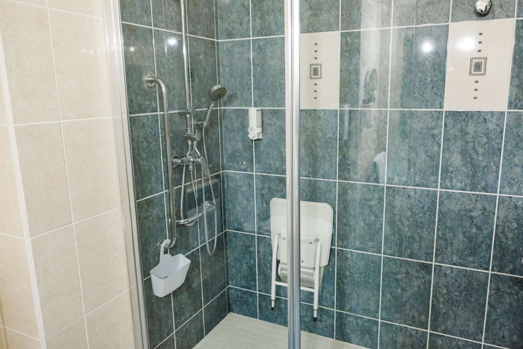 1 bedroom, in-room safe, desk, iron/ironing board