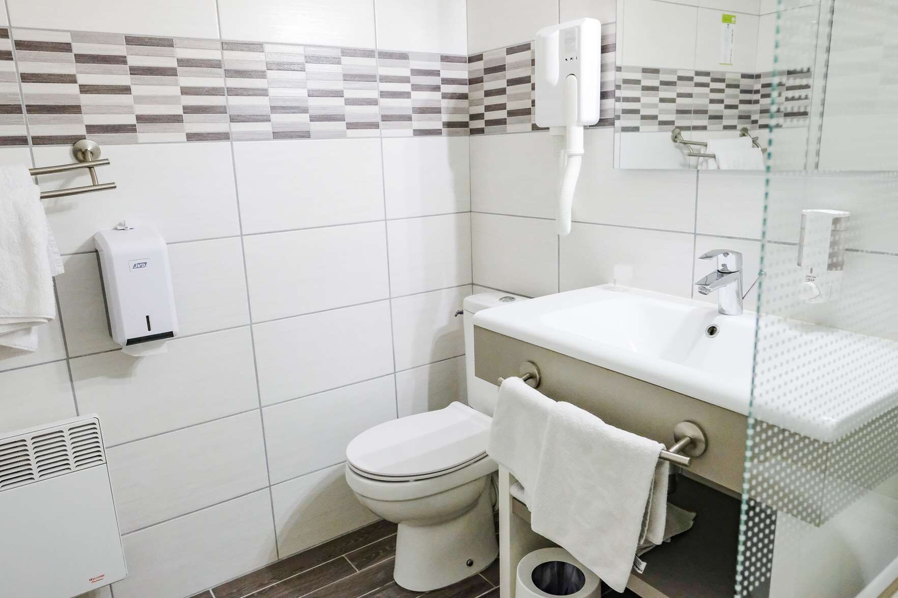 comfort double or twin room | 1 bedroom, in-room safe, desk, iron/ironing board