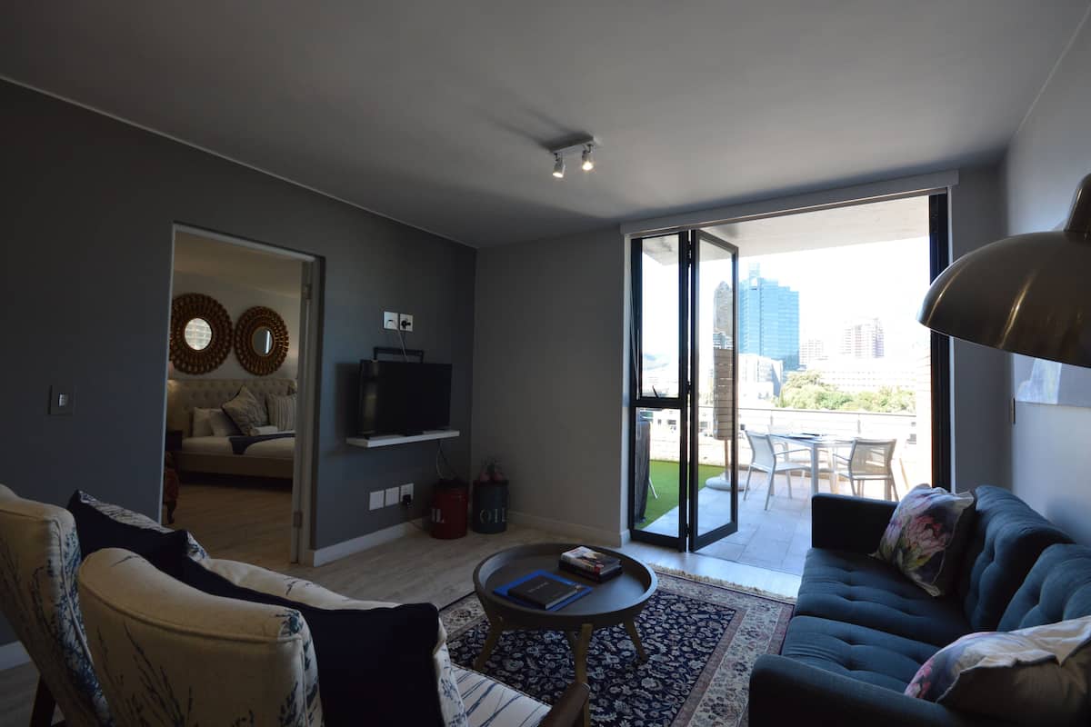 In-room safe, iron/ironing board, free WiFi