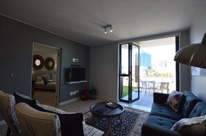 In-room safe, iron/ironing board, free WiFi