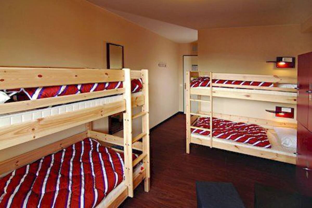 In-room safe, laptop workspace, free WiFi, wheelchair access