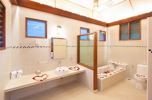 Alpehytte, resort-utsikt | Dusj på badet