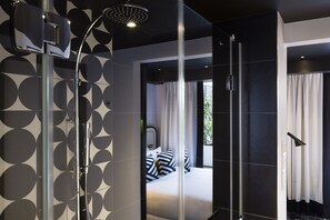 Suite, Terrace | Premium bedding, minibar, in-room safe, desk