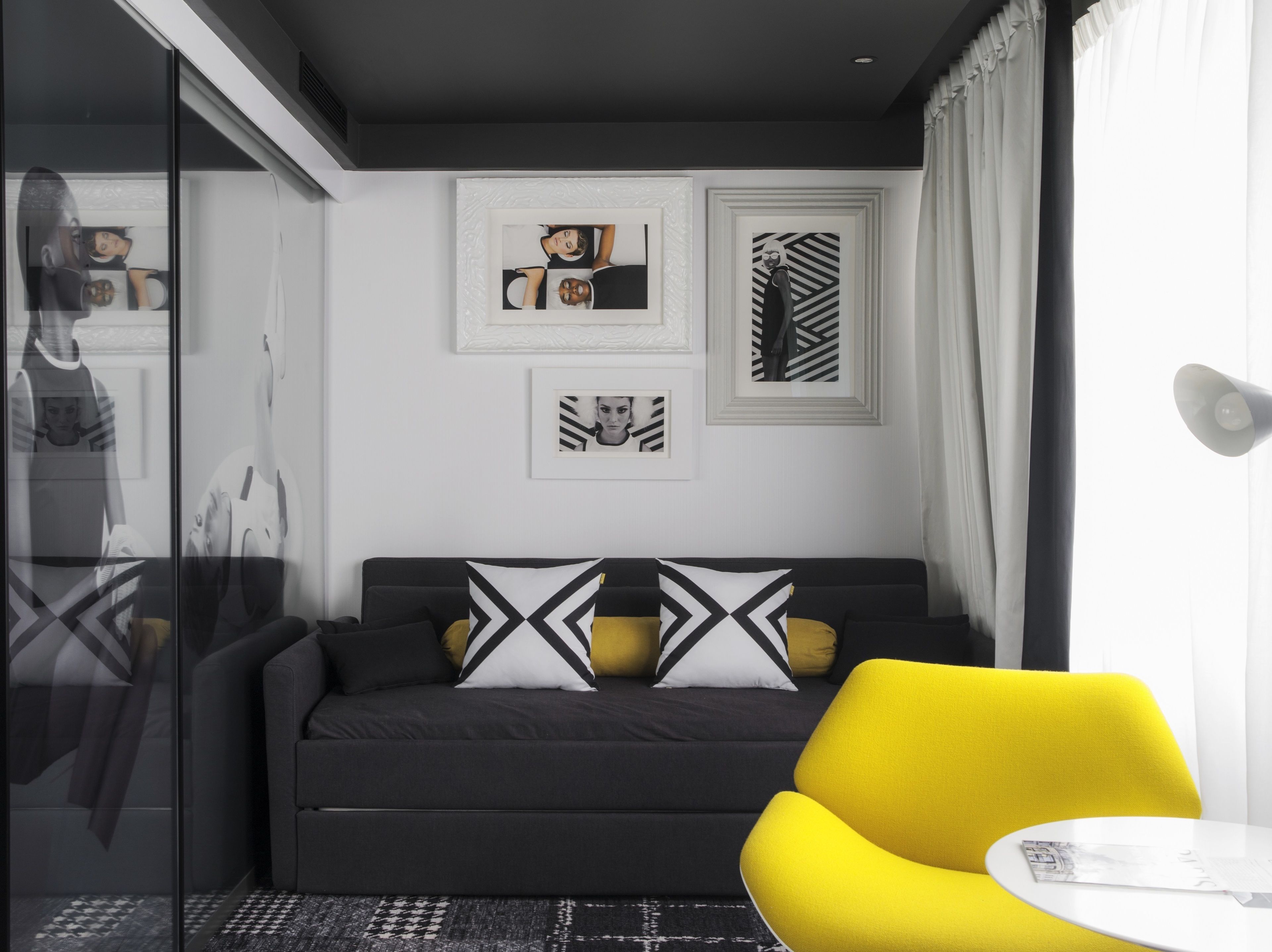 suite | 1 bedroom, premium bedding, minibar, in-room safe