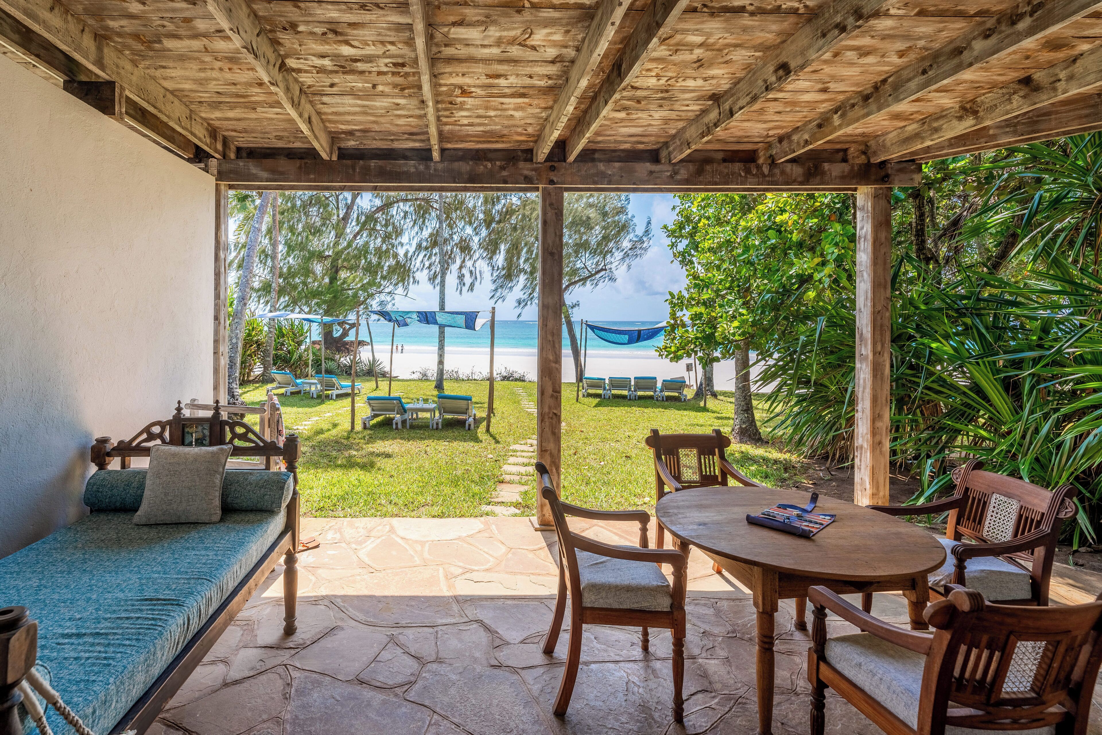 Familie suite | Luxe beddengoed, een minibar, een kluis op de kamer