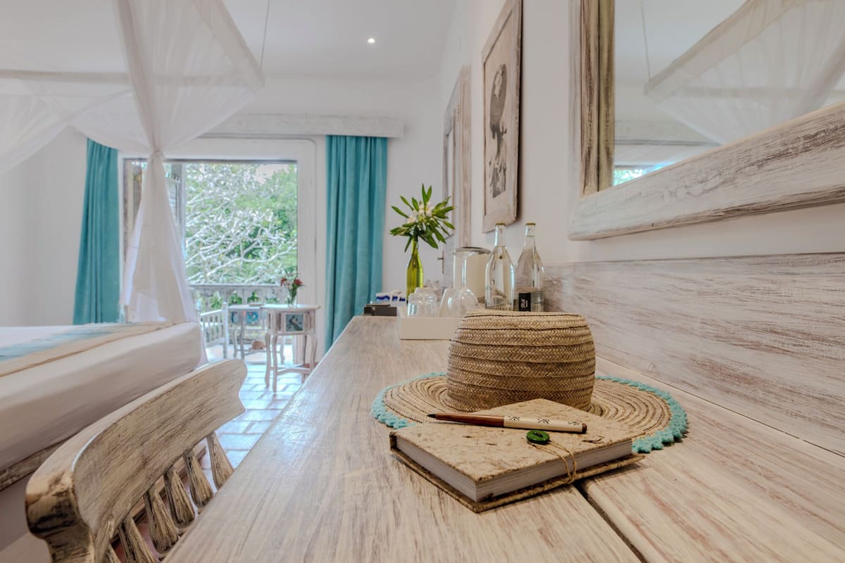 sea breeze room | room amenity