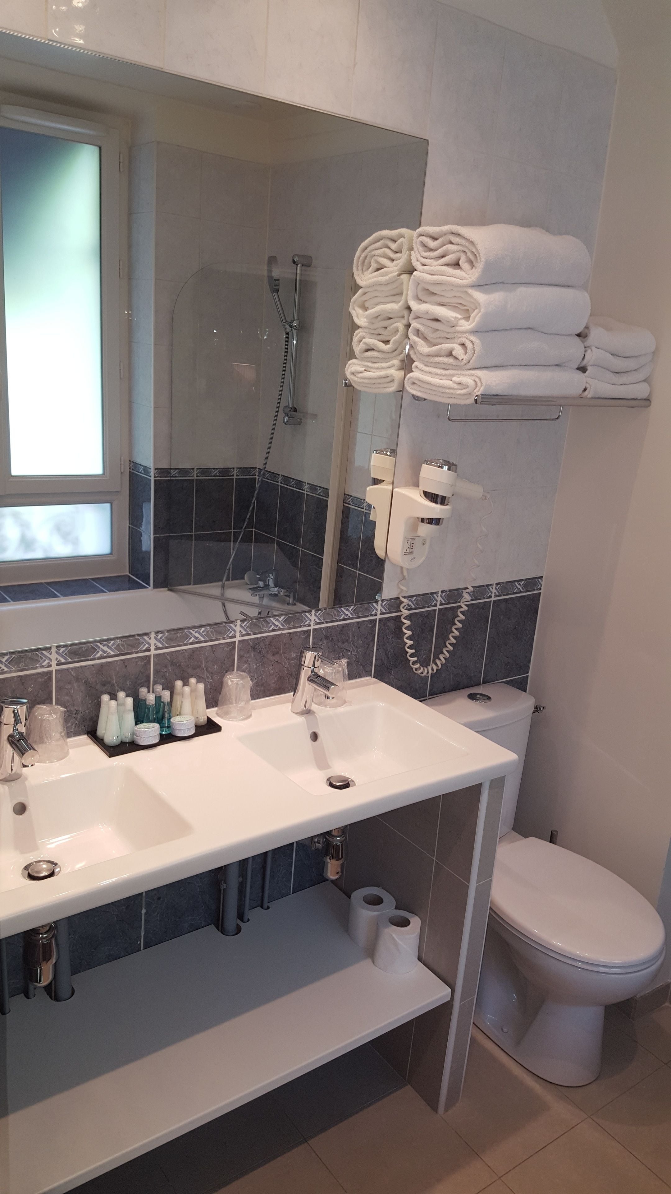 family room | bathroom | free toiletries, hair dryer, towels