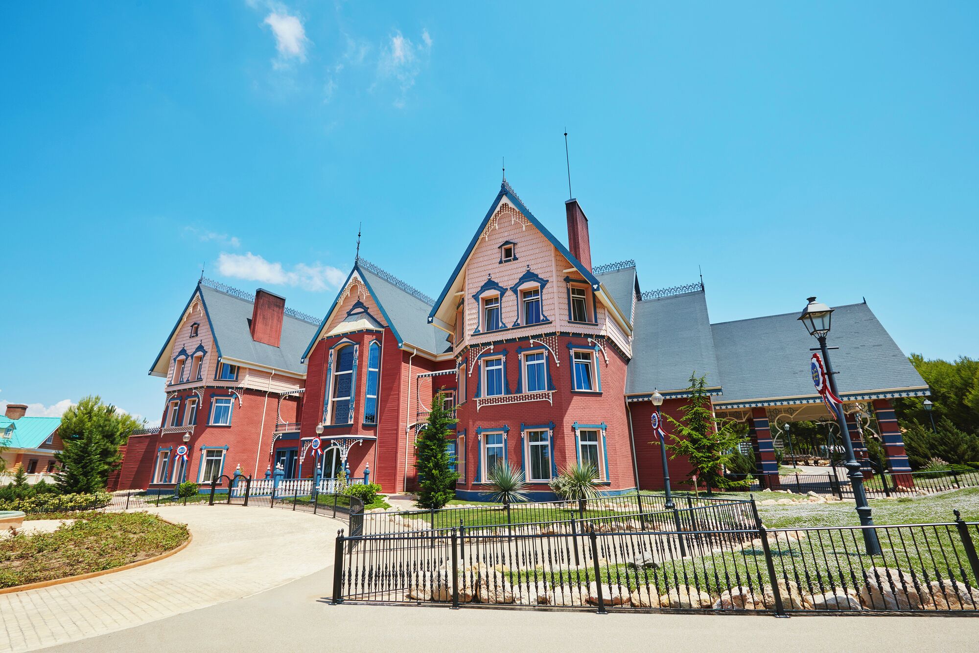 Foto - PortAventura Hotel Lucy's Mansion - Includes PortAventura Park & Ferrari Land Tickets