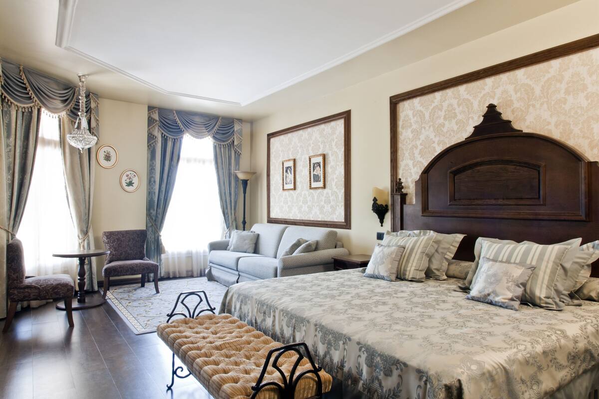 separate bathtub and shower, designer toiletries, hair dryer, bathrobes