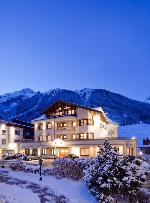 บริเวณภายนอก