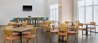 Hampton Inn Poplar Bluff