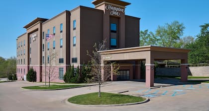 Hampton Inn Poplar Bluff