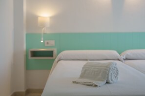 Apartment, 1 Bedroom, Balcony | 1 bedroom, desk, blackout drapes, iron/ironing board - Apartamentos Andreas (Ses Salines)