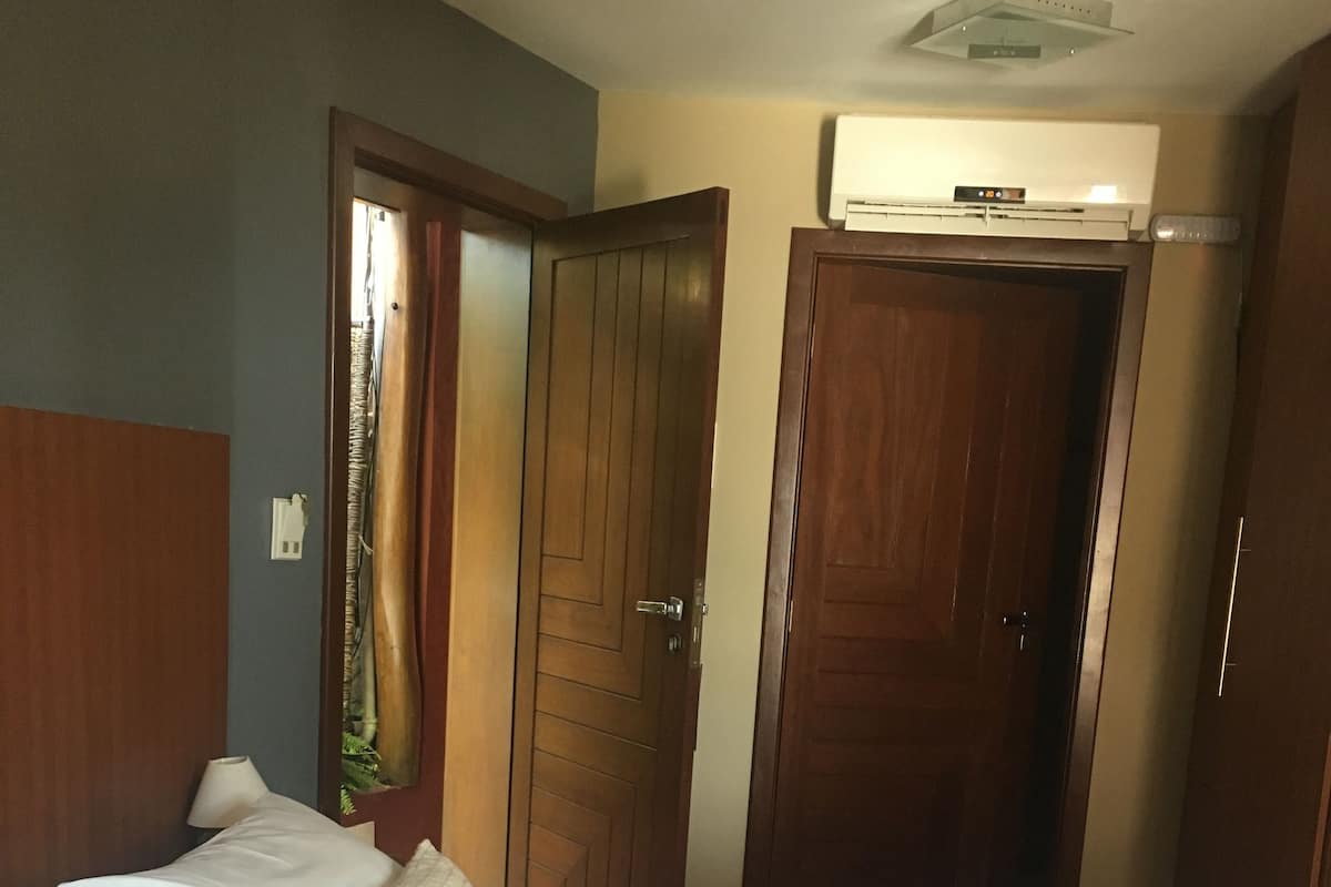 Quarto com vista lateral