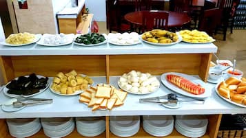 Daily local cuisine breakfast (VND 50000 per person)