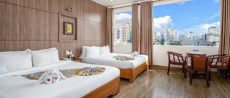 Tempur-Pedic beds, minibar, laptop workspace, blackout curtains