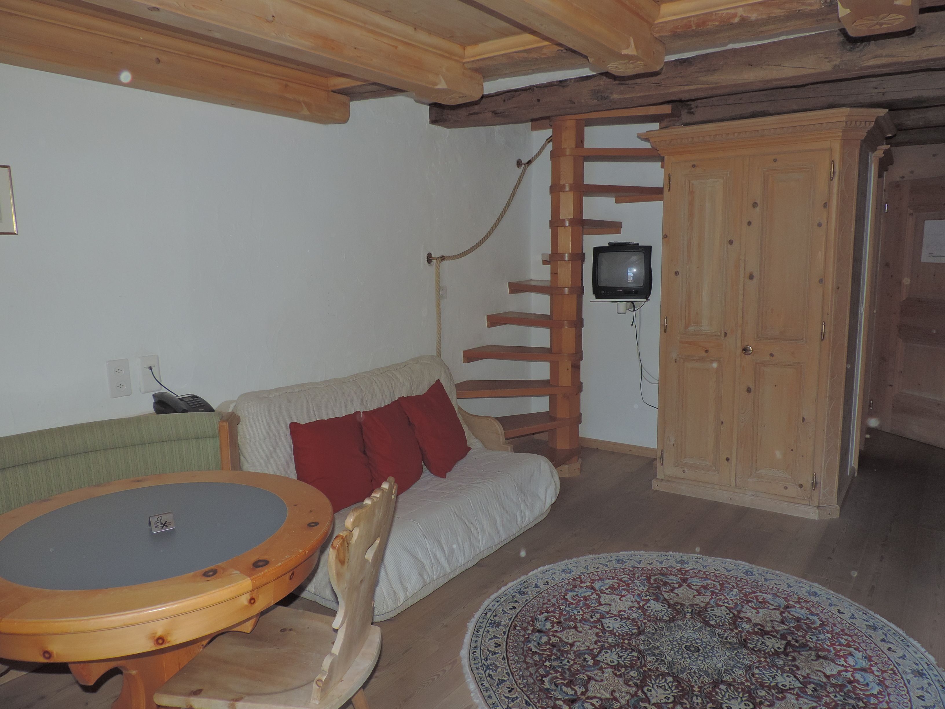 grand double room | living area | tv