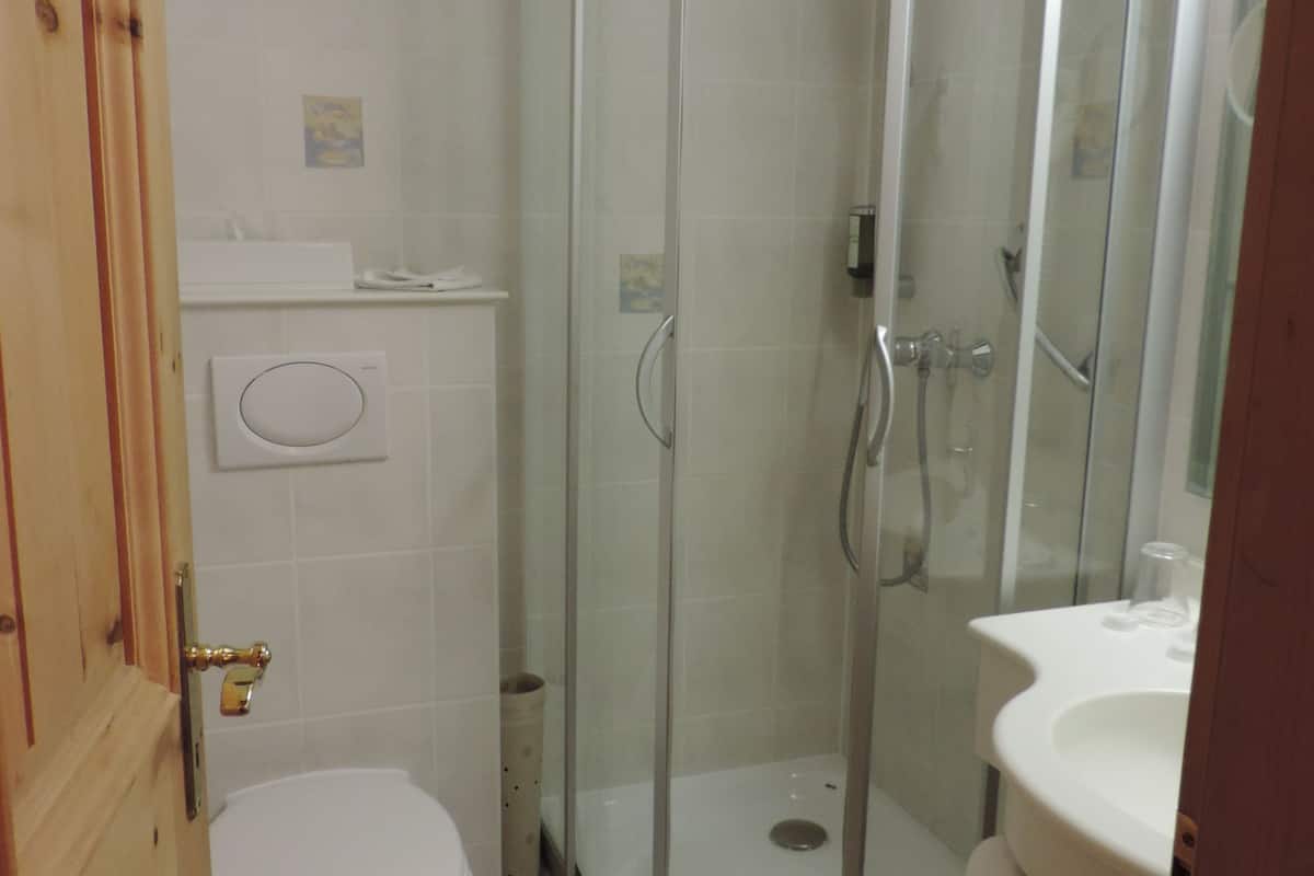 grand double room | bathroom | hair dryer, towels