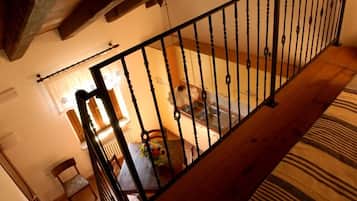 Appartement, 2 chambres | Coin séjour | Télévision