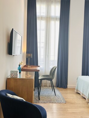 Twin Room | 1 bedroom, premium bedding, blackout drapes, soundproofing - L'Esplai Valencia (Valencia)