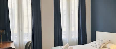 Twin kamer | 1 slaapkamer, luxe beddengoed, verduisterende gordijnen