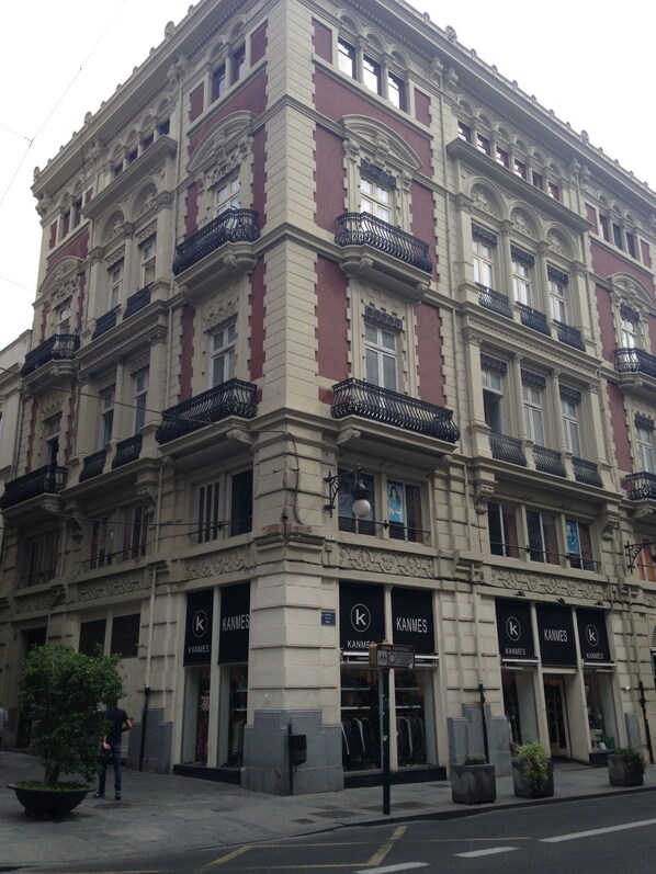 واجهة المنشأة