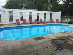 Outdoor pool, sun loungers