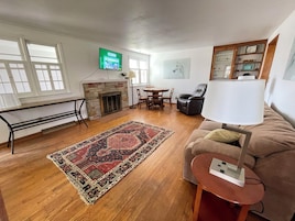 3 Bedroom Home | Living area | 26-inch TV with digital channels