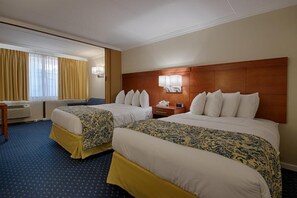 Premium bedding, in-room safe, blackout drapes, iron/ironing board - The Spinnaker (Ocean City)