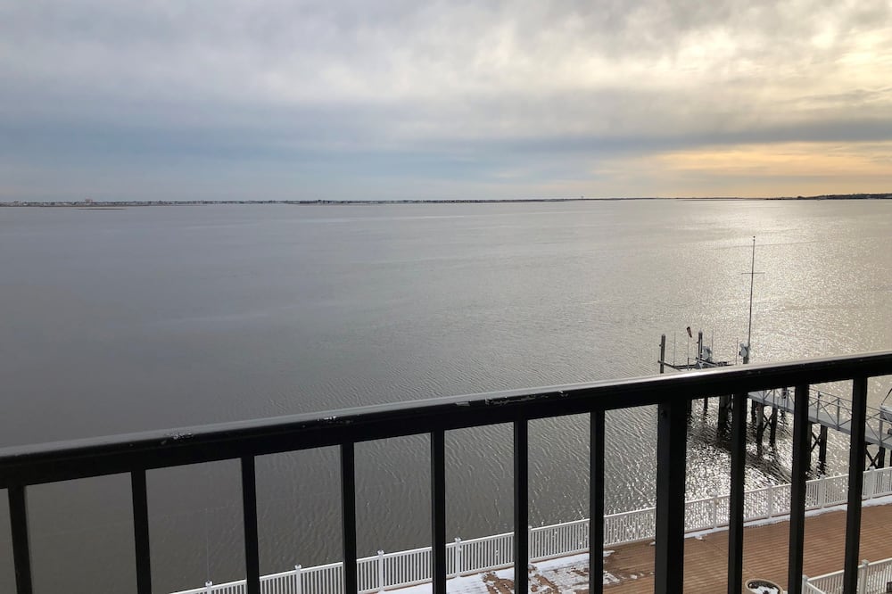 Pier 4 Hotel