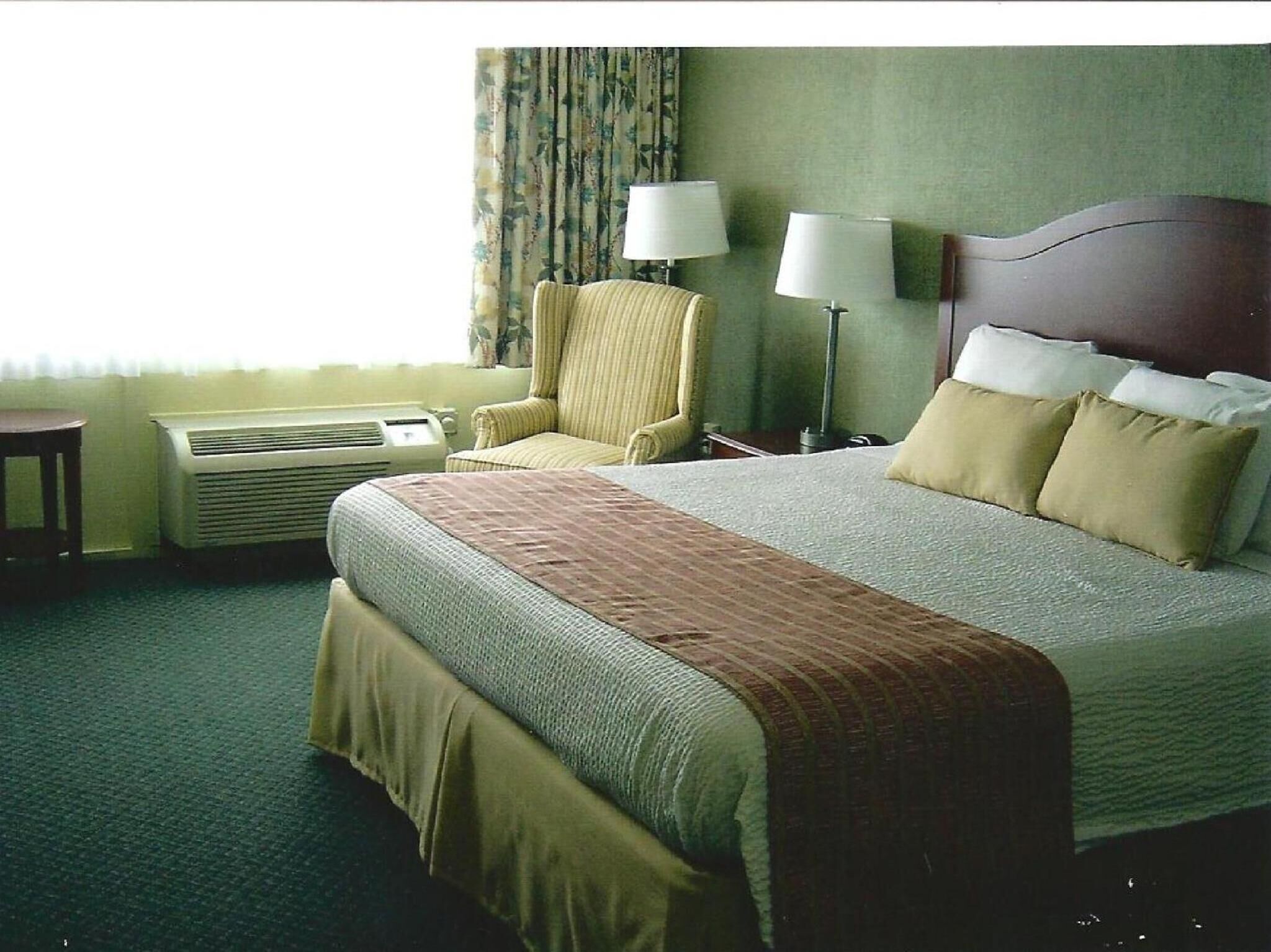 desk, iron/ironing board, rollaway beds, free wifi