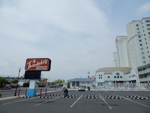 Ngoại thất