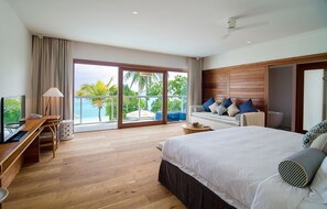 Premium bedding, down comforters, minibar, in-room safe - Amilla Maldives (Finolhas Island)