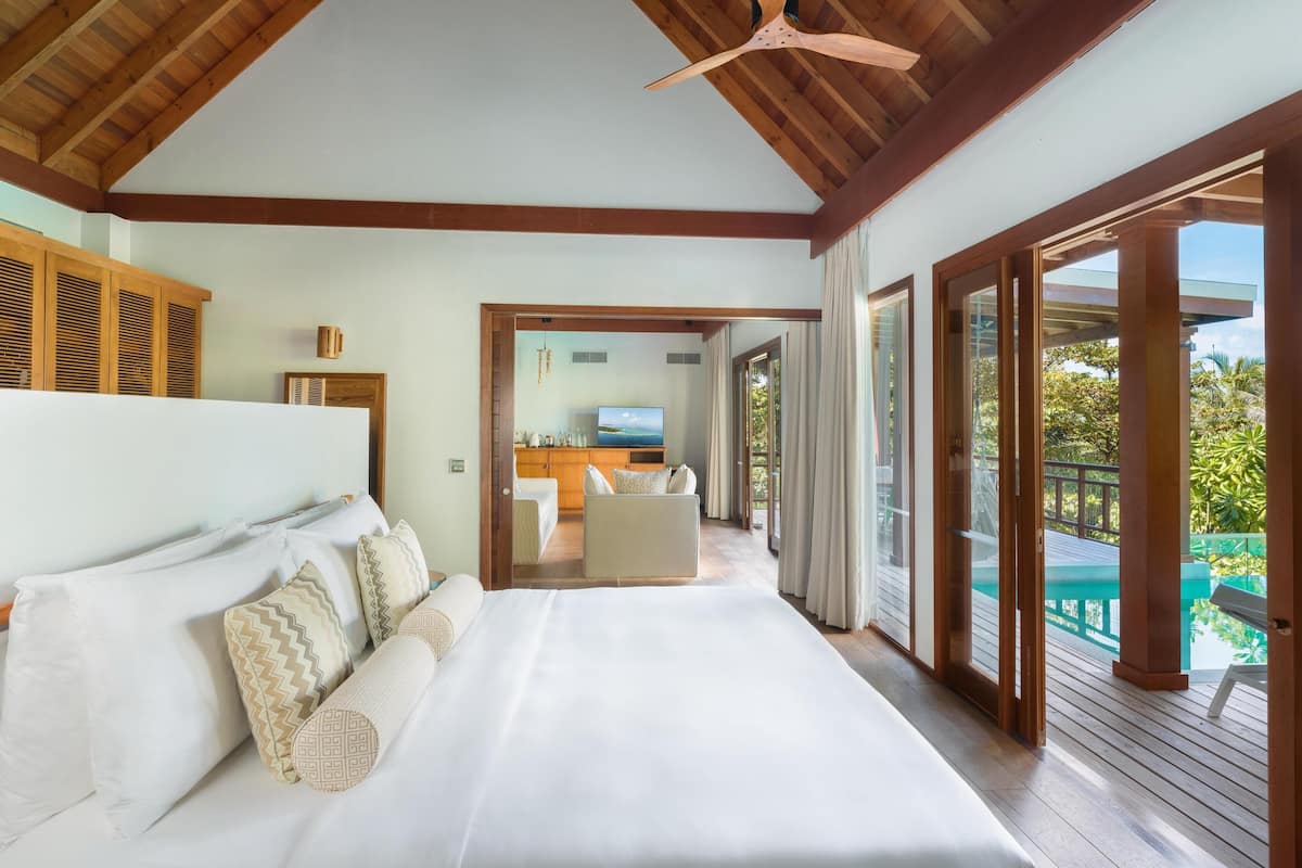 Villa, 2 chambres (Treeetop Pool) | Literie de qualité supérieure, couette en duvet d'oie, minibar