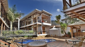 Outdoor pool - Hotel Boutique Villa Roma (Villa de Leyva)