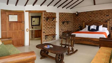 Superior Suite | Premium bedding, minibar, in-room safe, free WiFi