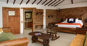 Superior Suite | Premium bedding, minibar, in-room safe, free WiFi - Hotel Boutique Villa Roma (Villa de Leyva)